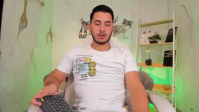 Axel grey  online show from 11-10-25, 12:32