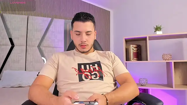 Axel grey  online show from 02-28-26, 12:27