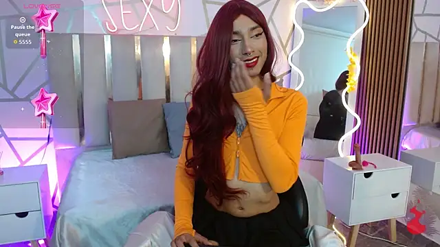 Snapshot of CYRUS_TAY chatting on 12-14-25, 07:52 CYRUS TAY online show from 12-14-25, 07:52