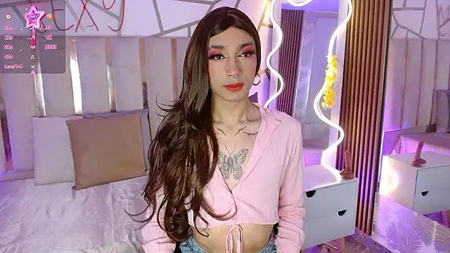 Snapshot of CYRUS_TAY chatting on 02-02-26, 01:10 CYRUS TAY online show from 02-02-26, 01:10