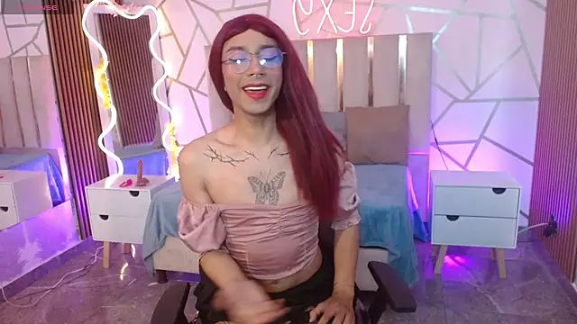 Snapshot of CYRUS_TAY chatting on 11-26-25, 05:24 CYRUS TAY online show from 11-26-25, 05:24