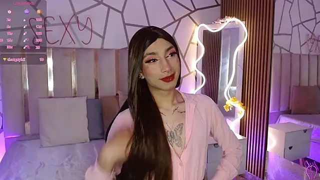 CYRUS TAY online show from 03-09-26, 12:30