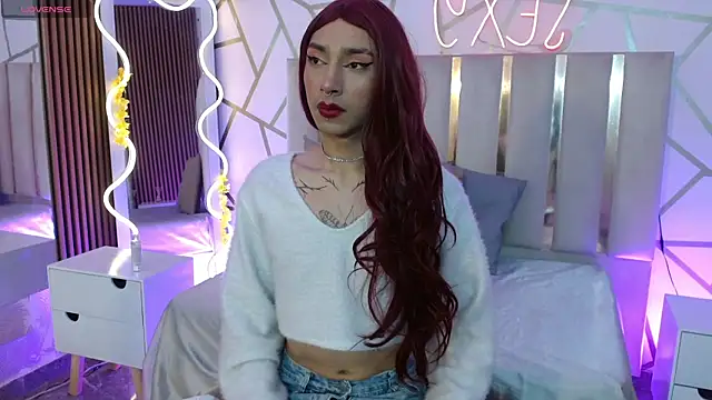 Snapshot of CYRUS_TAY chatting on 12-15-25, 12:22 CYRUS TAY online show from 12-15-25, 12:22