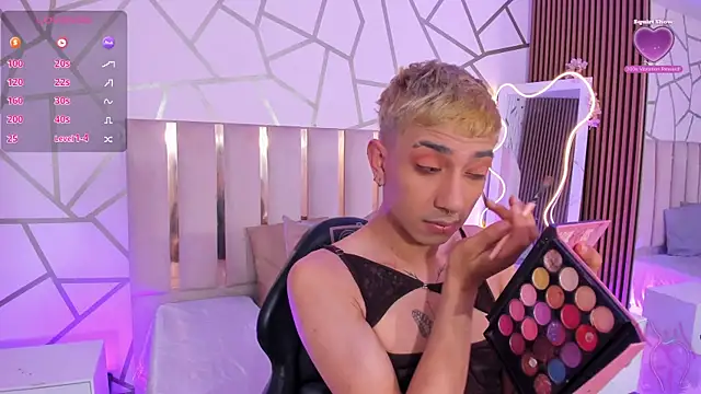 CYRUS TAY online show from 04-19-26, 12:28