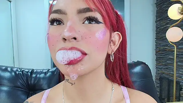 Snapshot of miss___abigail chatting on 12-20-25, 02:03 miss abigail online show from 12-20-25, 02:03