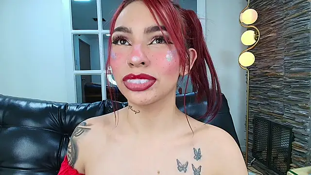 Snapshot of miss___abigail chatting on 10-11-25, 02:45 miss abigail online show from 10-11-25, 02:45