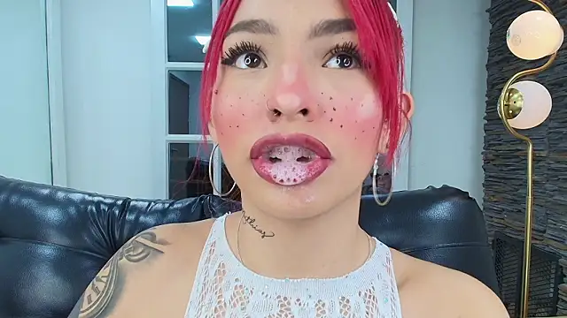 Snapshot of miss___abigail chatting on 01-15-26, 02:04 miss abigail online show from 01-15-26, 02:04