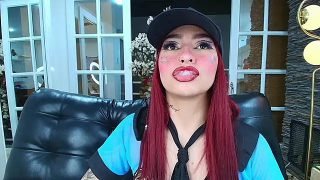 Snapshot of miss___abigail chatting on 10-28-25, 02:34 miss abigail online show from 10-28-25, 02:34