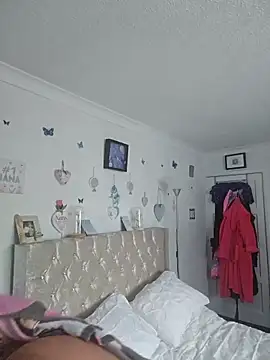 Snapshot of Angeldelightt chatting on 10-09-25, 03:34 Angeldelightt online show from 10-09-25, 03:34