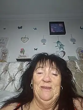 Snapshot of Angeldelightt chatting on 11-20-25, 05:35 Angeldelightt online show from 11-20-25, 05:35