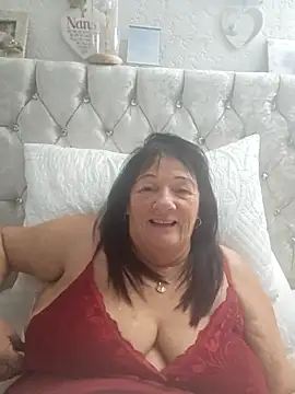 Snapshot of Angeldelightt chatting on 10-02-25, 08:01 Angeldelightt online show from 10-02-25, 08:01