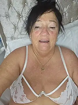 Snapshot of Angeldelightt chatting on 11-03-25, 02:09 Angeldelightt online show from 11-03-25, 02:09