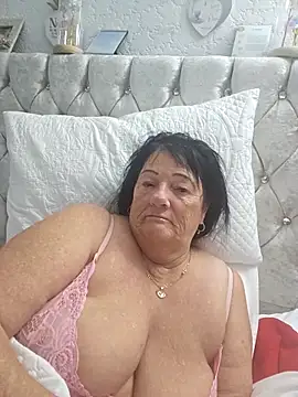 Snapshot of Angeldelightt chatting on 09-29-25, 08:58 Angeldelightt online show from 09-29-25, 08:58