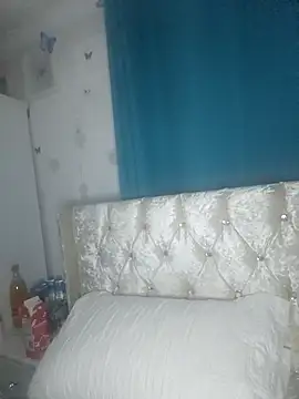 Snapshot of Angeldelightt chatting on 02-05-26, 09:21 Angeldelightt online show from 02-05-26, 09:21