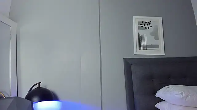 Tylerffoxx online show from 01-17-26, 09:40