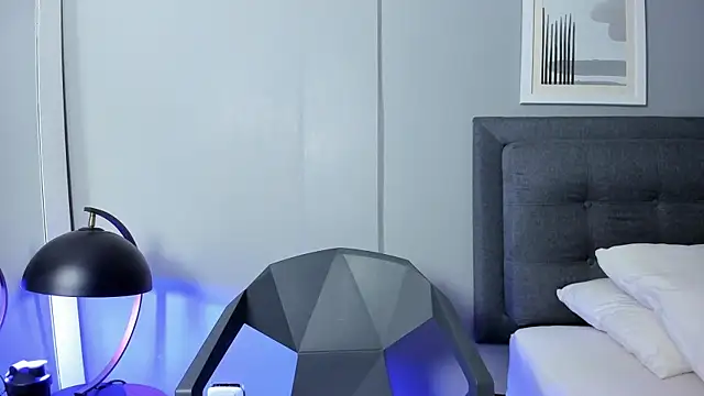 Tylerffoxx online show from 02-27-26, 09:36