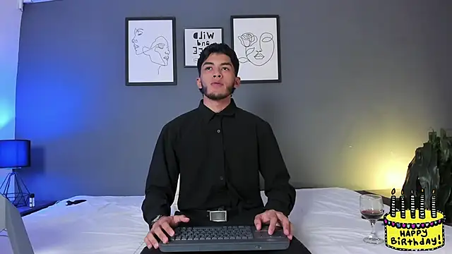 Tylerffoxx online show from 04-22-26, 08:59
