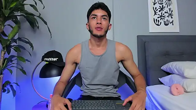 Tylerffoxx online show from 05-30-26, 09:20