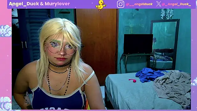 Angel Duck online show from 06-07-26, 10:37