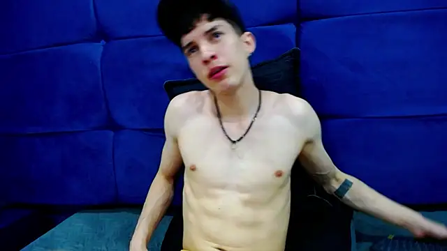 Jheampiiero online show from 09-27-25, 02:01