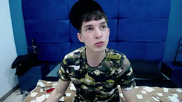 Jheampiiero online show from 09-25-25, 01:11