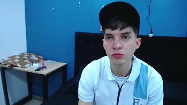 Jheampiiero online show from 11-10-25, 02:44