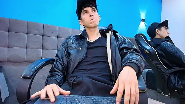 Jheampiiero online show from 05-20-26, 02:03