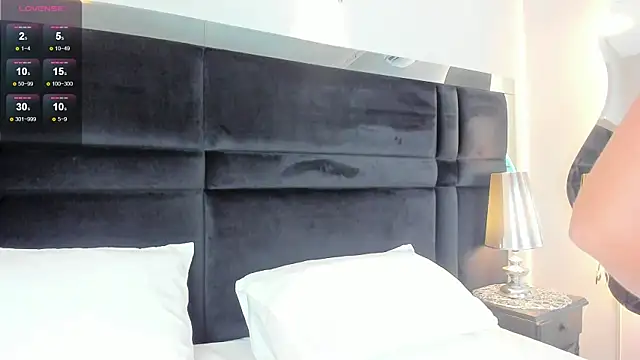 CarolineLee  online show from 03-16-26, 10:45