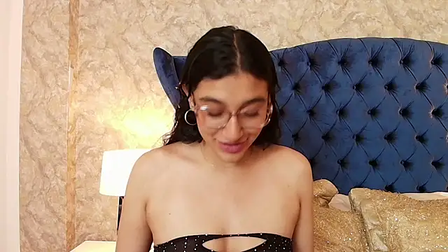 ValentiinaCruz online show from 02-16-26, 09:02