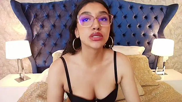 ValentiinaCruz online show from 02-26-26, 09:15