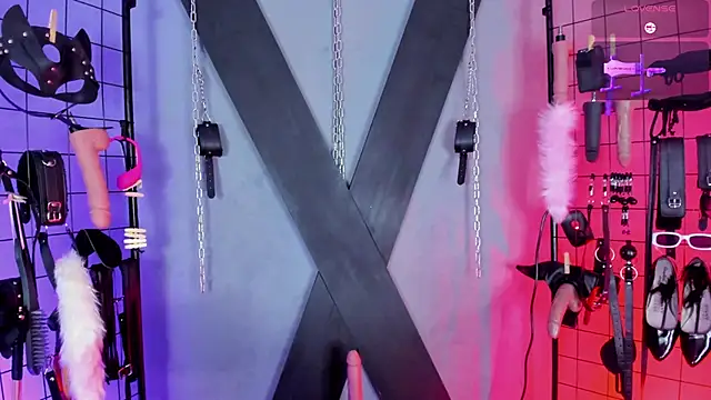 VictoryaLiah BDSM online show from 11-06-25, 10:41