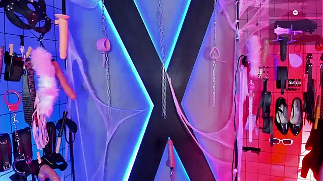 Snapshot of VictoryaLiah_BDSM chatting on 10-22-25, 10:47 VictoryaLiah BDSM online show from 10-22-25, 10:47
