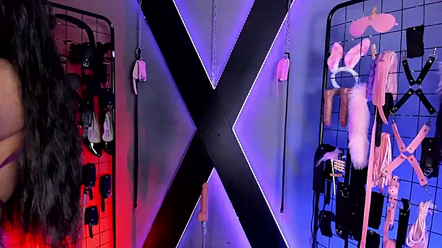 VictoryaLiah BDSM online show from 04-21-26, 10:55