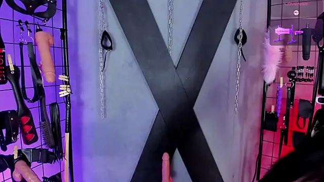 VictoryaLiah BDSM online show from 11-04-25, 11:03