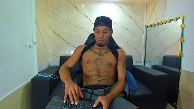 Snapshot of DIEGO_WICKED chatting on 09-21-25, 07:52 DIEGO WICKED online show from 09-21-25, 07:52