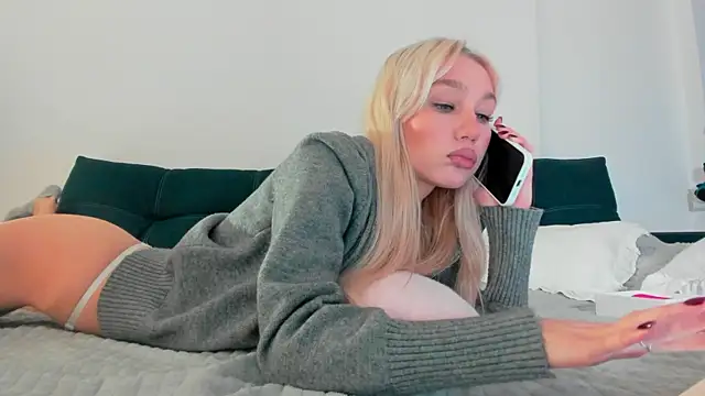 cuteleraay online show from 09-20-25, 08:25