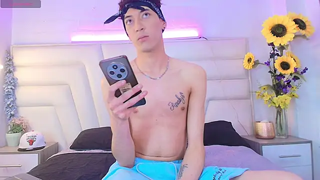 Ashton Myers online show from 11-13-25, 08:35