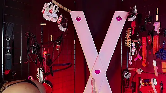 Veronica bdsm online show from 04-04-26, 12:23