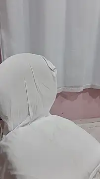  SexyPetite  online show from 03-06-26, 01:28