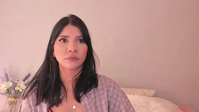 Laura-angeel online show from 01-31-26, 08:29