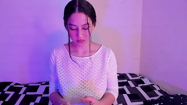 Megan Luxe online show from 02-07-26, 06:21