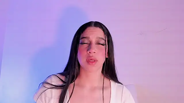 Megan Luxe online show from 04-19-26, 06:36