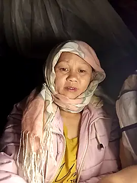 MaiHoa69 online show from 12-22-25, 12:55