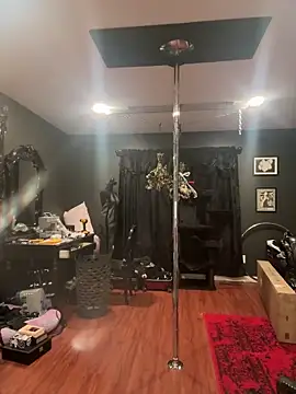 Paige Turner online show from 05-07-26, 04:50