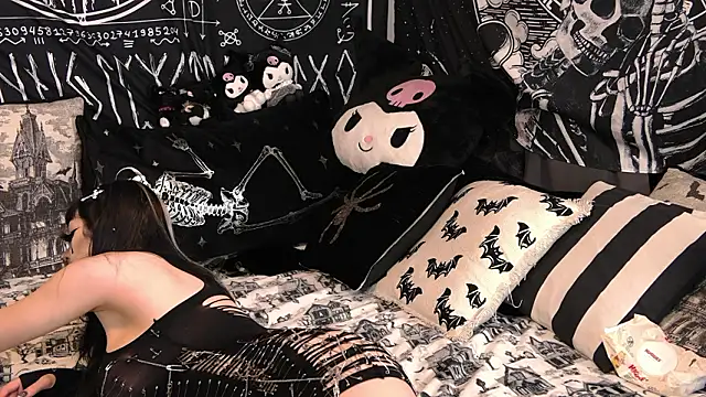 Paige Turner online show from 02-13-26, 12:10