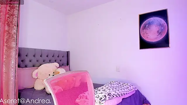 cinnamonsex   online show from 09-16-25, 06:20