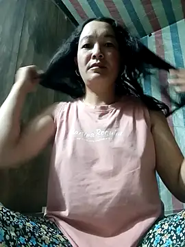 Snapshot of Bliss_rose chatting on 10-05-25, 11:39 Bliss rose online show from 10-05-25, 11:39