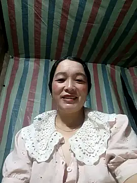 Snapshot of Bliss_rose chatting on 09-30-25, 11:33 Bliss rose online show from 09-30-25, 11:33