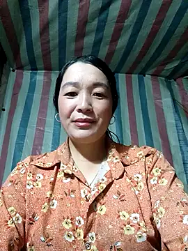 Snapshot of Bliss_rose chatting on 11-01-25, 02:07 Bliss rose online show from 11-01-25, 02:07