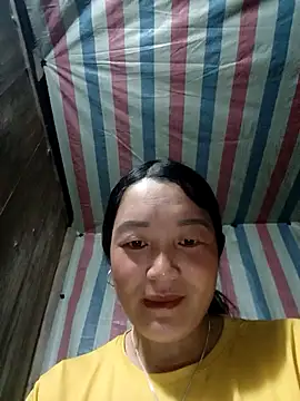 Snapshot of Bliss_rose chatting on 09-24-25, 11:32 Bliss rose online show from 09-24-25, 11:32